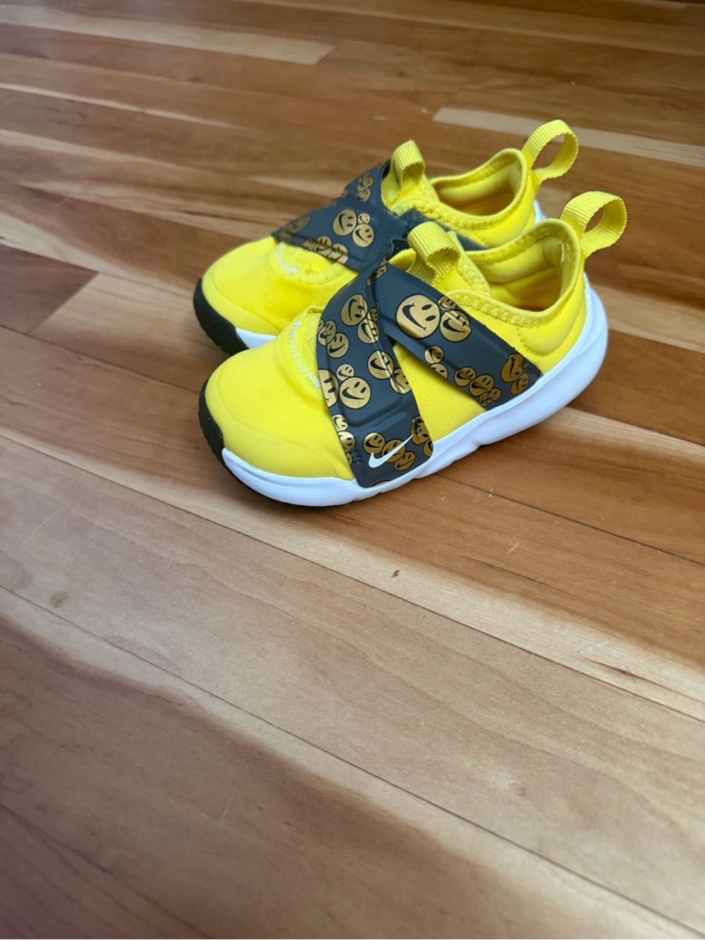 Nike Kids Yellow Slip-On Sneakers with Emoji Strap